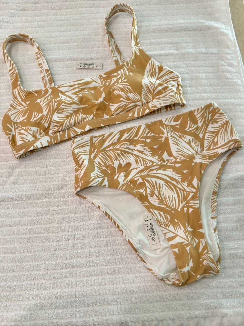 Madewell Second Wave Bikini Set in Palm Leaves - NWT - Top is M, Botton is S. - Picture 3 of 9
